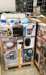 Pallet of kitchen appliances