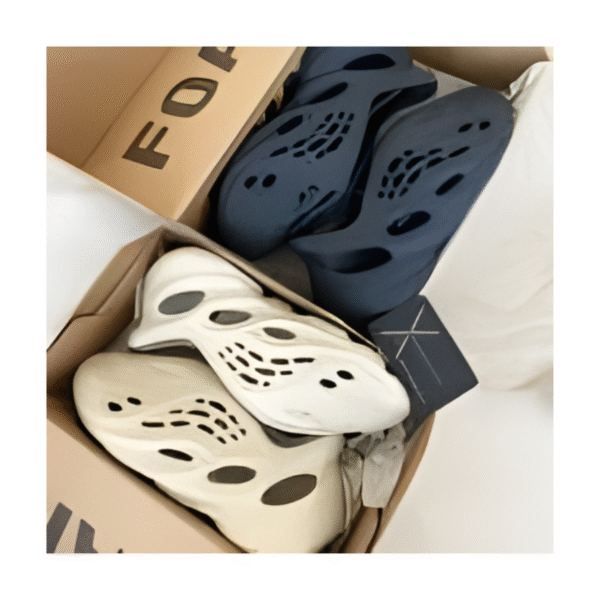 Yeezy Foam Runners Pallets