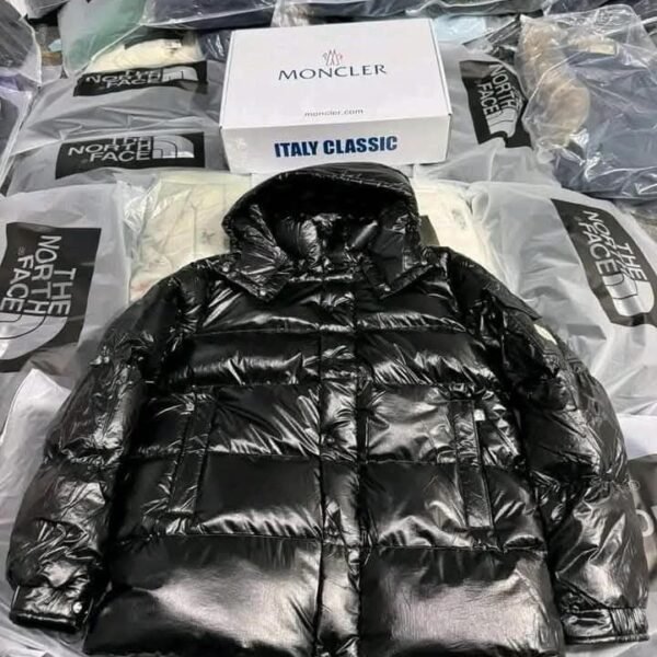 pallet jacket moncler