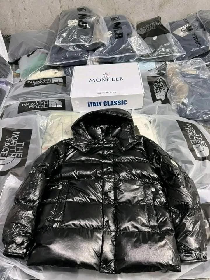 pallet jacket moncler