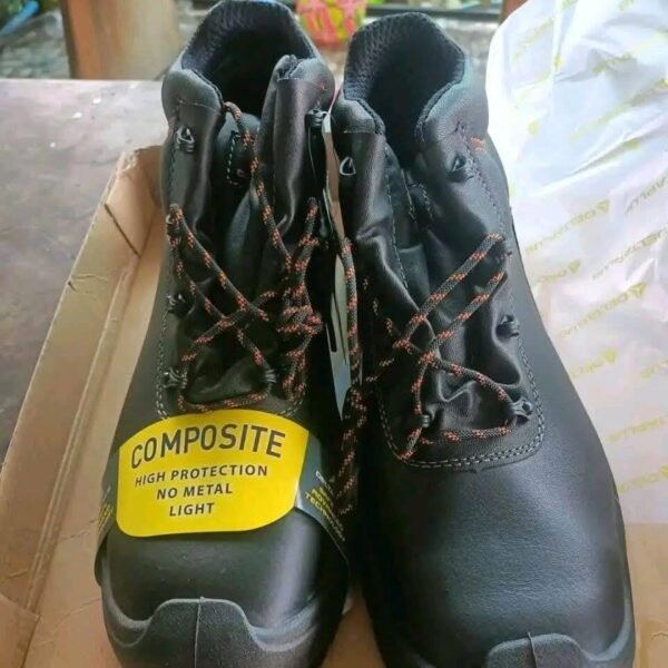 Work boots pallets